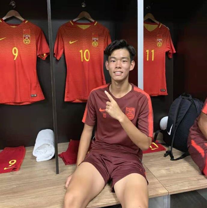 鮑盛鑫破門、何小珂點(diǎn)射，中國U21國足2-0擊敗伊朗U20